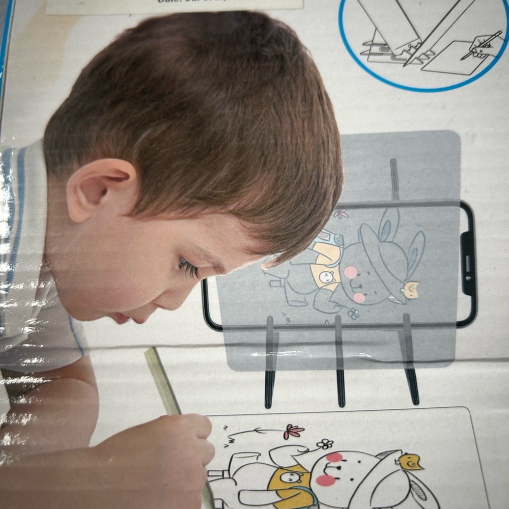 Kids Drawing Projector with Gray and Black Colors